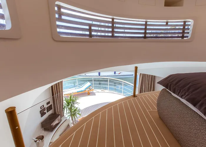 Luxury Floating Apartment - Amor